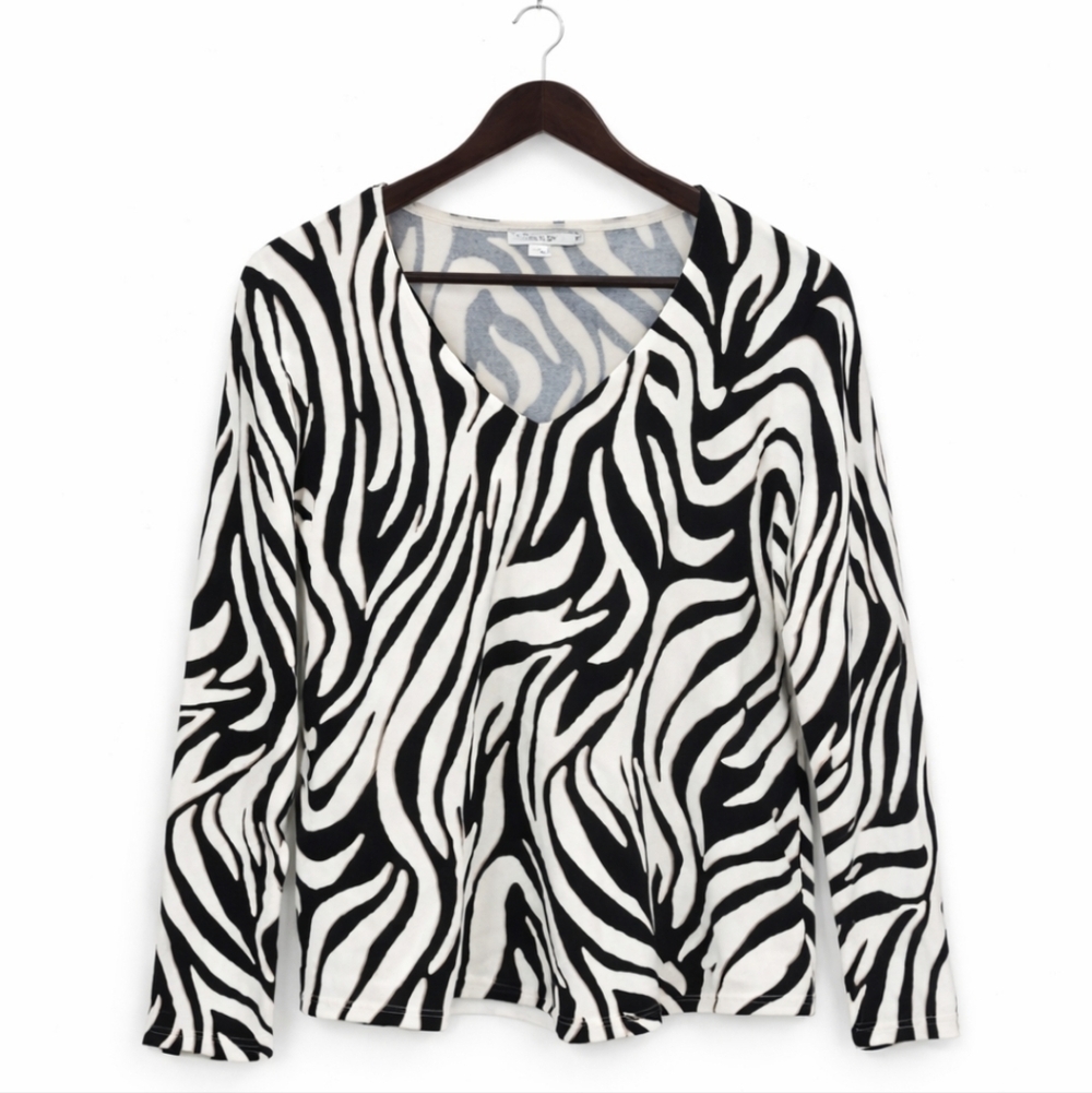 Chico's Black White Zebra Striped V-neck Pullover Sweater Sz 1 (Med)